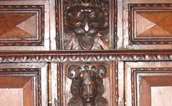 bottega-bergamasca-credenza-xvii-secolo-san-pietroburgo-palazzo-mensikov