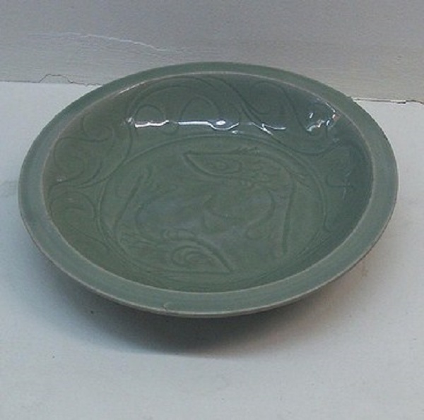 piatto-ceramica-celadon-dinastia-yuan-istambul-museo-topkapi