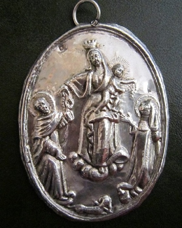 madonna-del-rosario-medaglione-argento-napoli-1832-1835