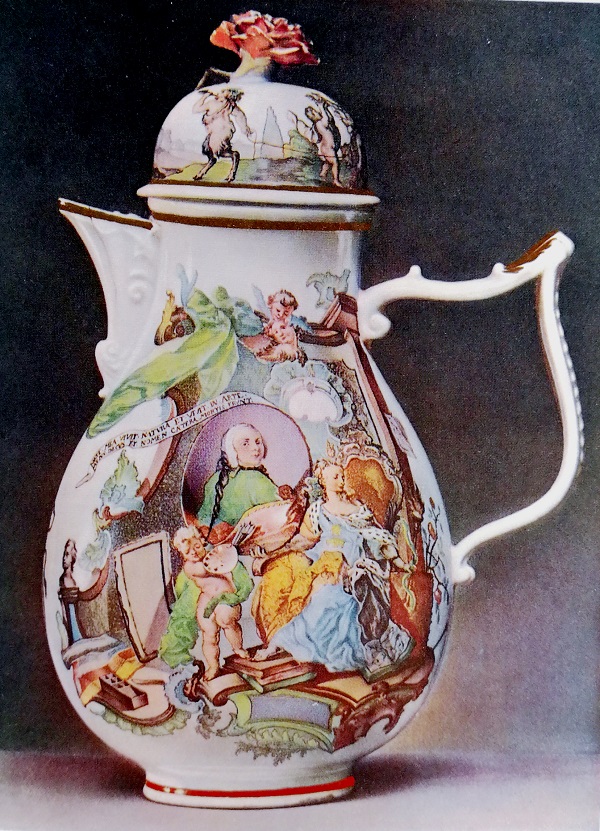 caffettiera-porcellana-meissen-176o-franz-ferdinand-mayer- kunstgewerbemuseum-berlino