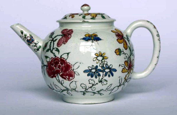 teiera-porcellana-meissen-1720-decorazione-olanda-1725-londra-british-museum