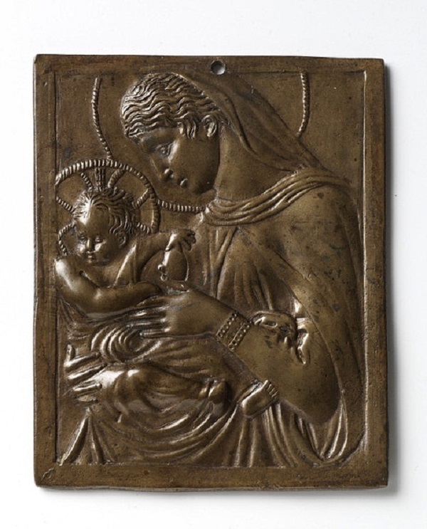 ambito-di-donatello-madonna-con-bambino-bronzo-londra-VAM