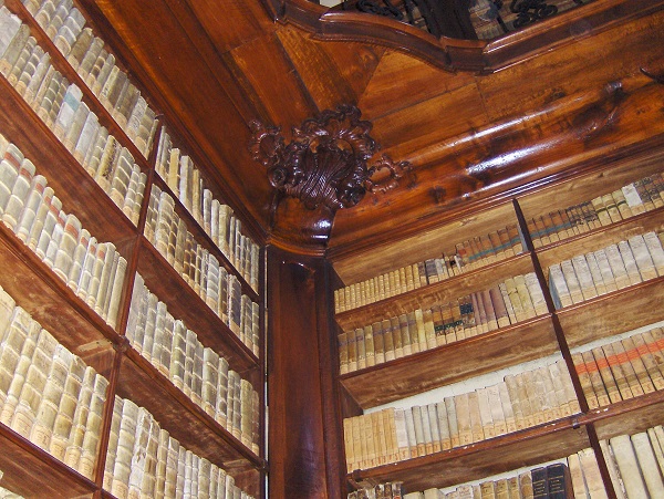 biblioteca-civica-filippini-lodi