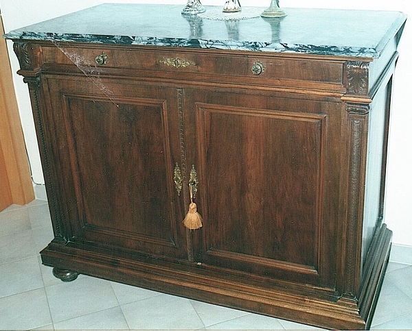 credenza-noce-marche-xix-xx-secolo