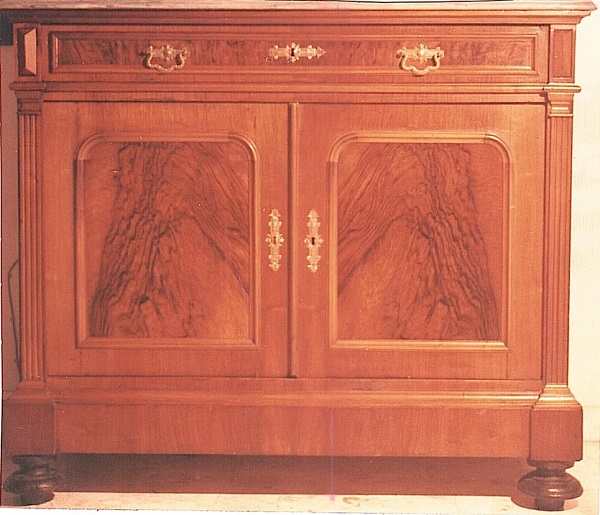 credenza-noce-sicilia-xix-xx-secolo