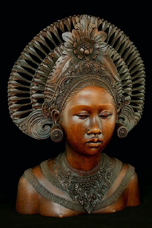 danzatrice-janger-scultura-busto-legno-1938-1950-bali-indonesia