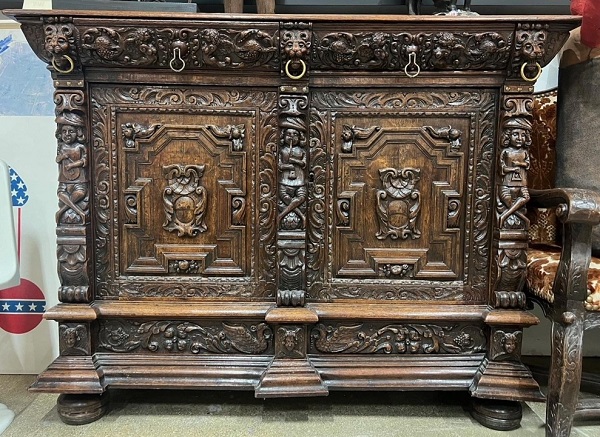 credenza-fiamminga-stile-xvii-secolo